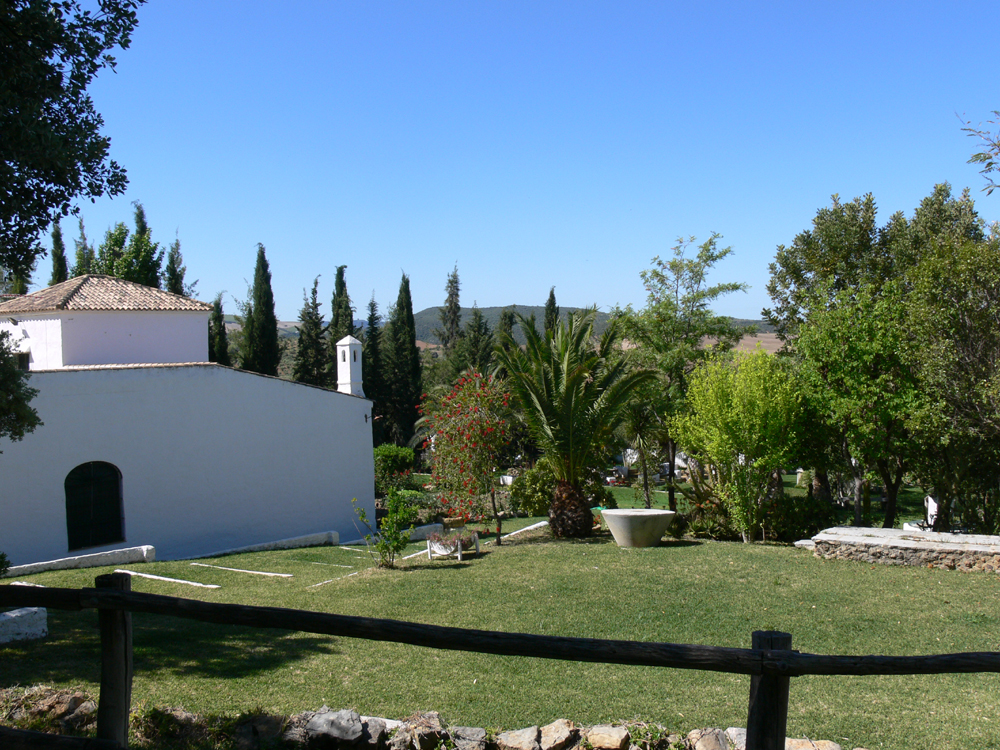 Spanien, Immobilie, Verkauf, Finca, ländliches Anwesen, Reitanlage, Reitplatz Naturliebhaber,  Pferdeliebhaber, Alleinlage, Puerto Serrano, Andalusien, Pferdeboxen, Pool, Oliven, 700000 m², 70ha, Pferdekoppeln, Ferien, Gästeappartments, Luxus Anwesen, Cadiz, Cortijo, Patio, nahe Sevilla, nahe Jerez, Reitanwesen, Hotel Rural, Kaskade, Spain,